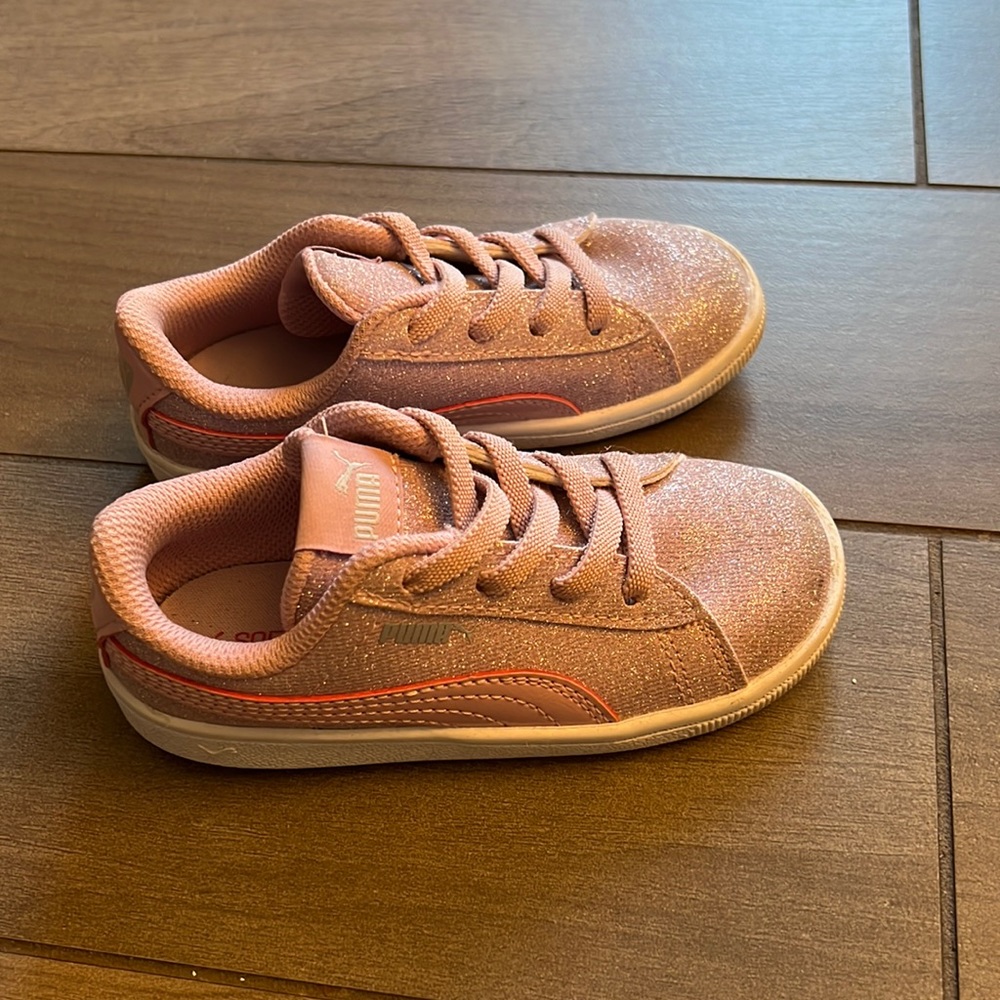 Girls pink glitter sneakers